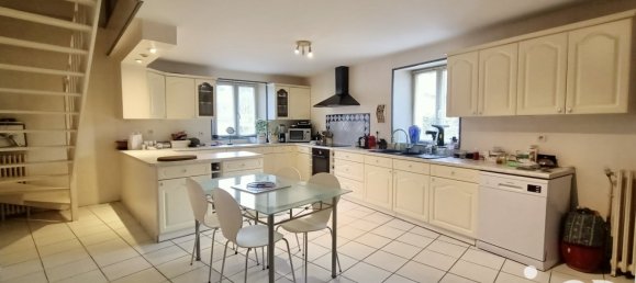 Casa de 3 dormitorios en Chateau-Thierry, France No. 271551 3