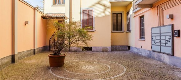 Apartamento de 3 habitaciónes en Monza, Italy No. 34166 3