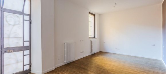 Apartamento de 3 habitaciónes en Monza, Italy No. 34166 6