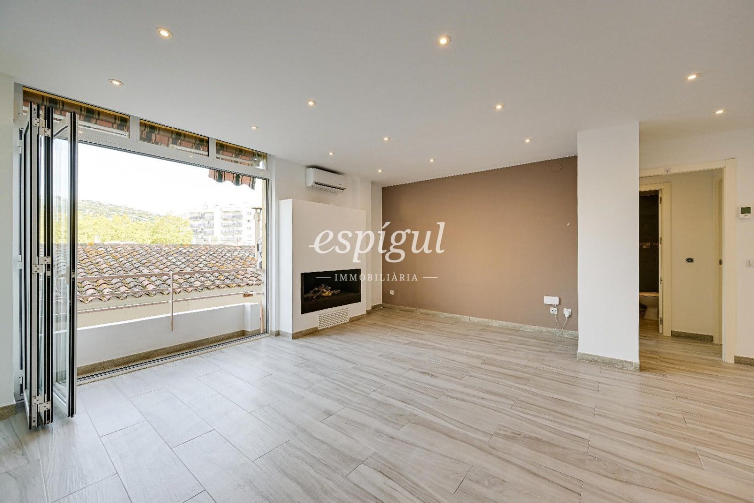 3 bedrooms Apartment in Castell-Platja d'Aro, Spain No. 280900