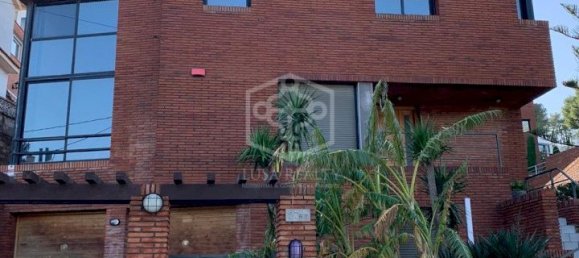 5 bedrooms Villa in Castelldefels, Spain No. 16333 2