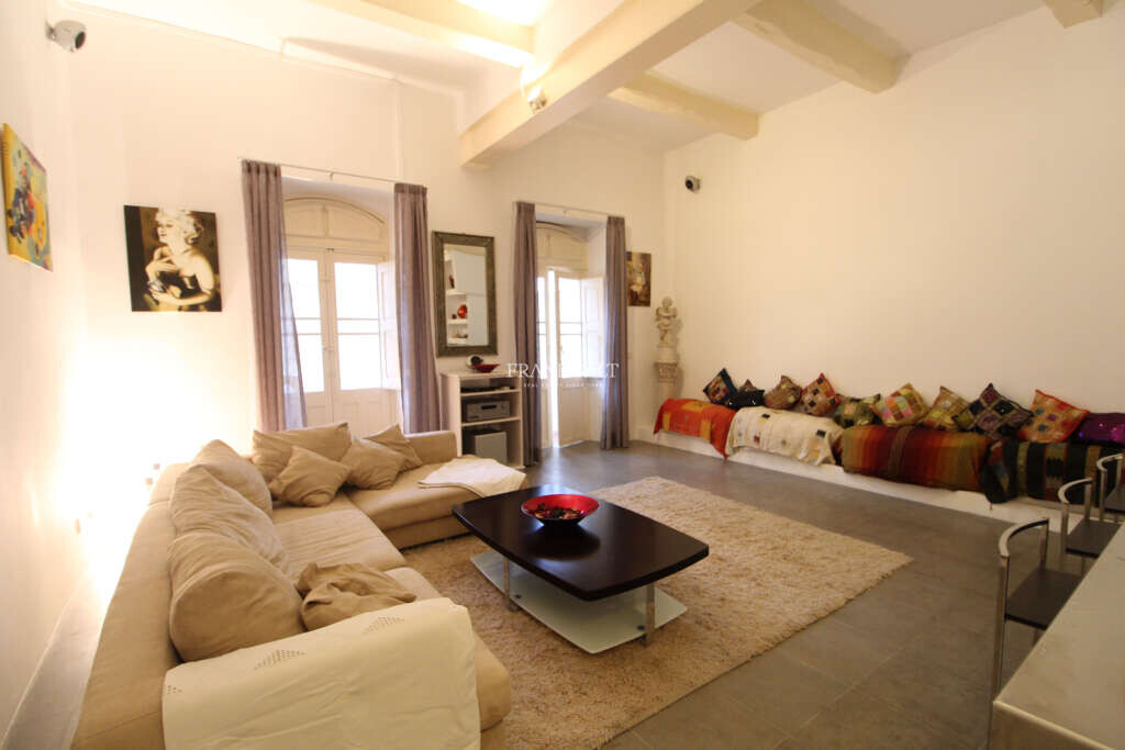 Квартира с 1 спальней в Валлетта, Мальта № 4227