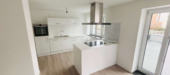 Edificio de 21 habitación en Konstanz, Germany No. 17567 6