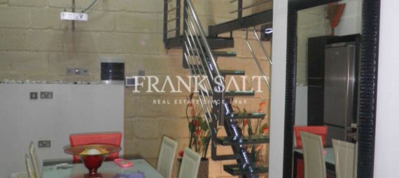 1 bedroom Maisonette in Senglea, Malta No. 3856 10