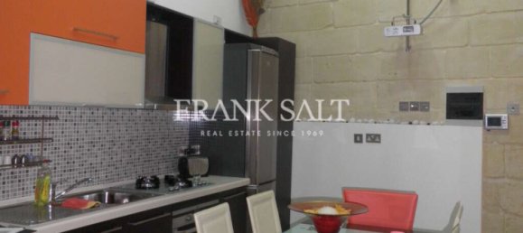 1 bedroom Maisonette in Senglea, Malta No. 3856 11