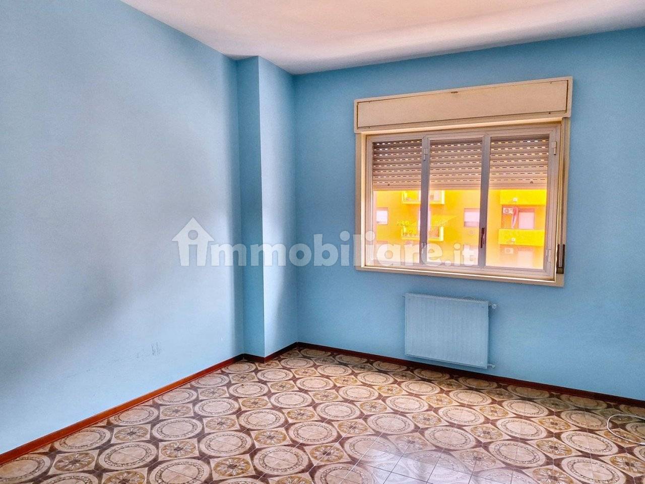 4 rooms Apartment in Palermo, Italy No. 375987
