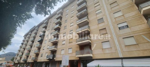 Квартира с 3 спальнями в Палермо, Италия № 268436 2