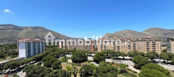 Квартира с 3 спальнями в Палермо, Италия № 268436 3