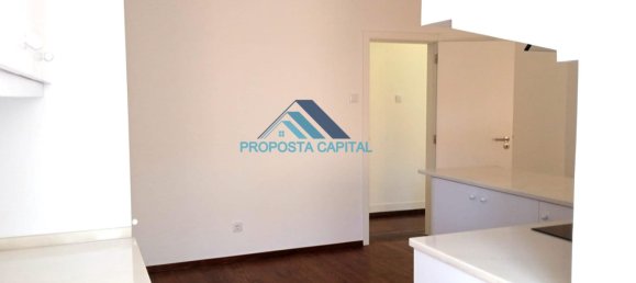 3 Schlafzimmer Wohnung in Lisbon, Portugal, Nr. 103992 9