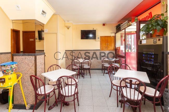 Imóvel comercial em Vila Nova de Gaia, Portugal 91 m² N.º 320983