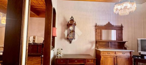 Edifício T8 em Soriano nel Cimino, Italy N.º 52345 22