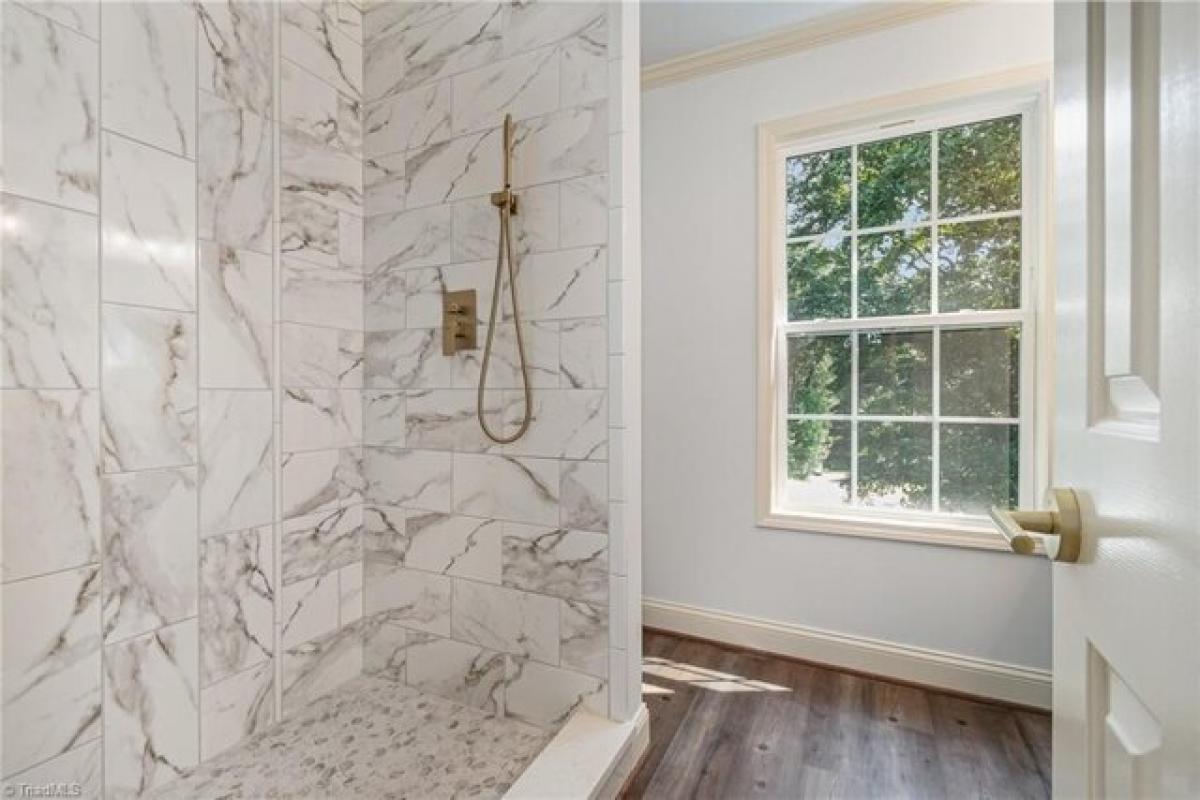 3 bedrooms House in Kernersville, USA No. 393796