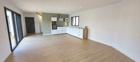 3 Schlafzimmer Haus in Pleneuf-Val-Andre, France, Nr. 203374 4