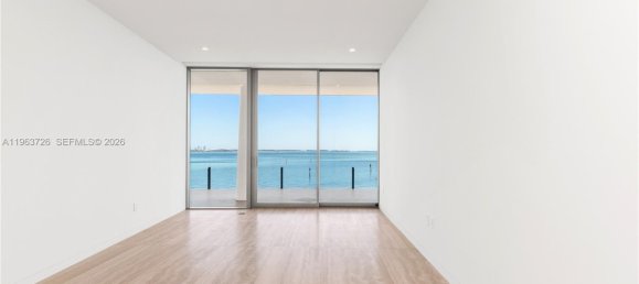 4 dormitorios propiedad comercial en venta en Miami, Miami-Dade, Florida, USA № 614818 21