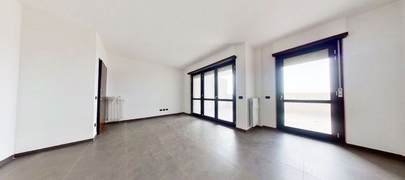 2-Zimmer Penthouse in Sesto San Giovanni, Italy, Nr. 52777 3