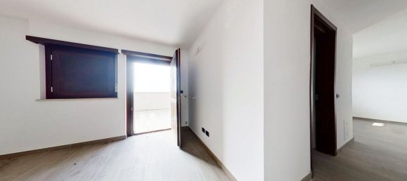 2-Zimmer Penthouse in Sesto San Giovanni, Italy, Nr. 52777 8