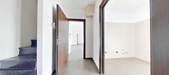2-Zimmer Penthouse in Sesto San Giovanni, Italy, Nr. 52777 6