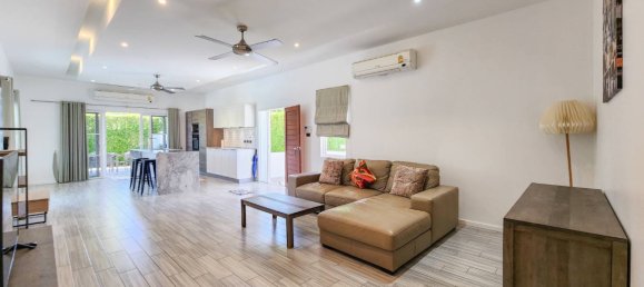 3 bedrooms Cafe / restaurant in Hua Hin, Thailand No. 8385 14