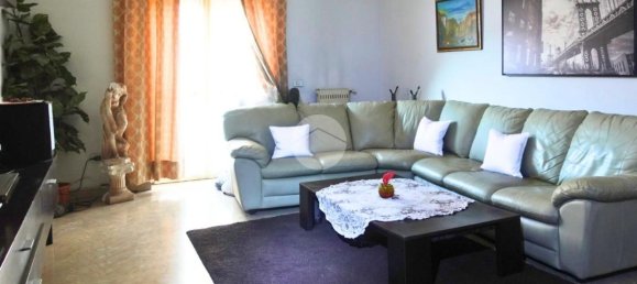 3 rooms Apartment in Terni, Italy No. 269905 5