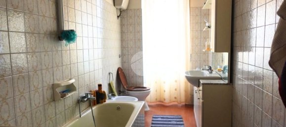 3 rooms Apartment in Terni, Italy No. 269905 7