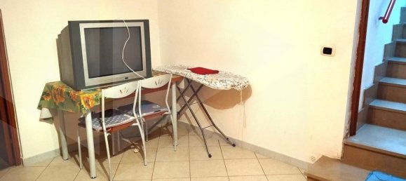 3 rooms House in Bari, Italy No. 17221 14