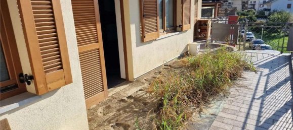 5 bedrooms Apartment in Donnas, Italy No. 333033 5