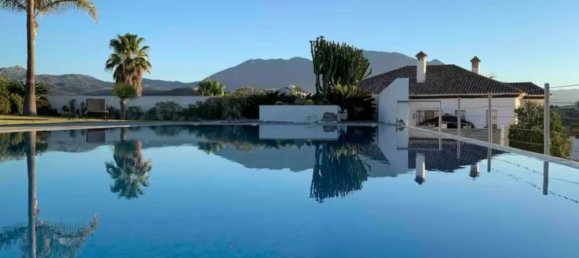 Villa de 6 dormitorios en Manilva, Spain No. 147291 3