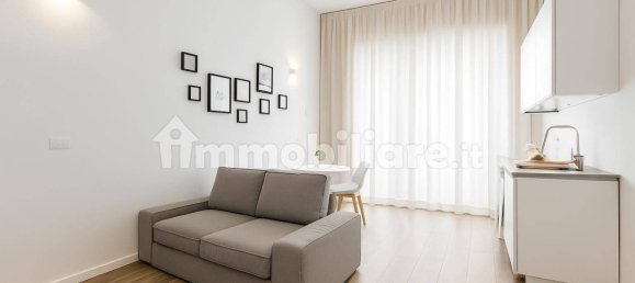 1 bedroom Apartment in Milan, Italy No. 277004 4