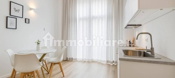 1 bedroom Apartment in Milan, Italy No. 277004 3