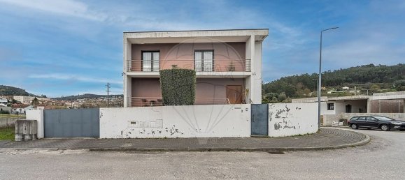 4 bedrooms House in Braga, Portugal No. 183660 35