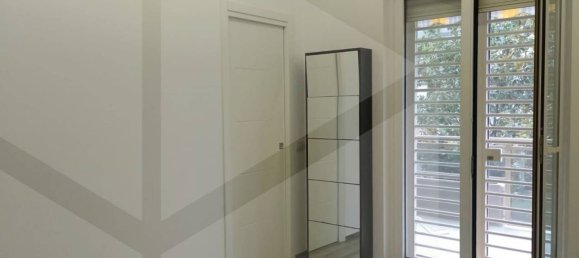 5-salle Appartement à Bari, Italy No. 32761 34