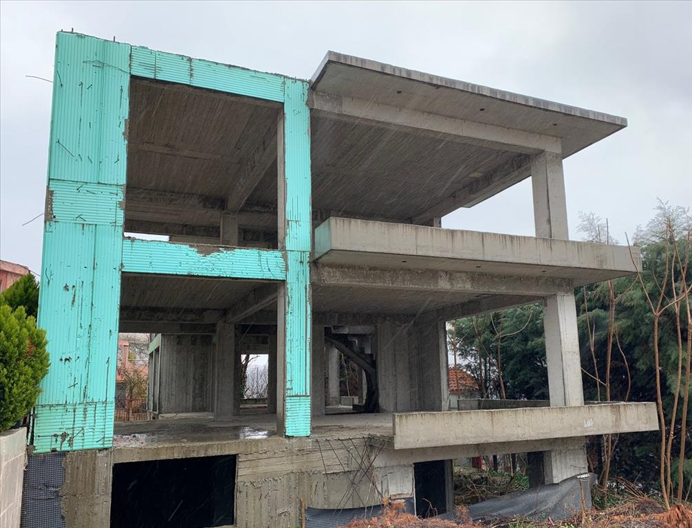 450m² Property in Thessaloniki, Greece No. 5216