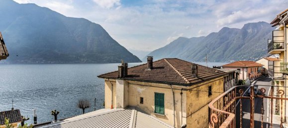 2 bedrooms House in Colonno, Italy No. 360189 5