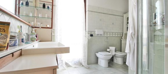 4 rooms Apartment in Mariano Comense, Italy No. 283400 17