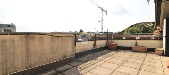 4 rooms Apartment in Mariano Comense, Italy No. 283400 25