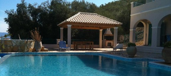 5 bedrooms Villa in Corfu, Greece No. 6484 4