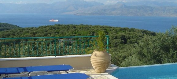 5 bedrooms Villa in Corfu, Greece No. 6484 13