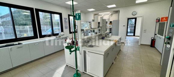 Escritório em Lainate, Italy 540 m² N.º 317765 8