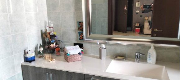 1 room Commercial property in Cologno Monzese, Italy No. 329001 11