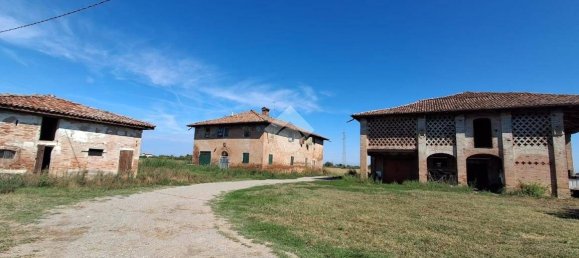 5 Schlafzimmer Haus in Castelfranco Emilia, Italy, Nr. 319153 12
