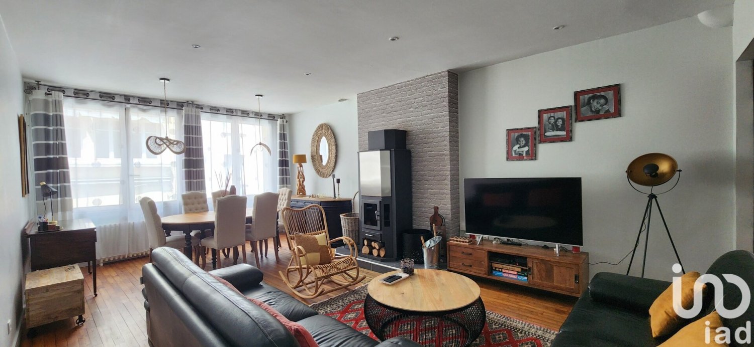 4 غرف نوم منزل في Angouleme, France رقم 277454