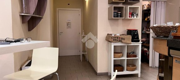 70m² Commercial property in Bologna, Italy No. 92102 12