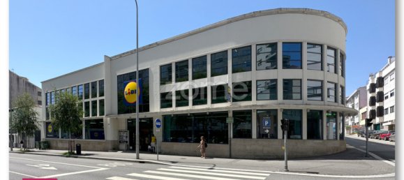 3 bedrooms Building in Porto, Portugal No. 49333 12