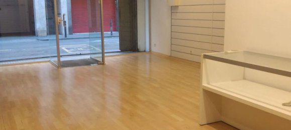 Propiedad comercial en Barcelona, Spain 81 m² No. 178918 3