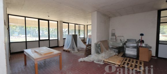 Imóvel comercial de 1 divisão em Lonate Pozzolo, Italy N.º 294723 23