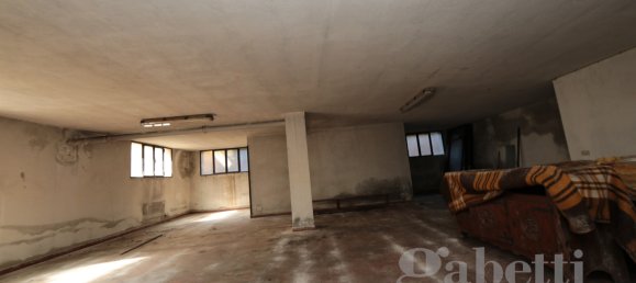 Imóvel comercial de 1 divisão em Lonate Pozzolo, Italy N.º 294723 31