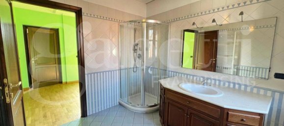 2 bedrooms House in Canale, Italy No. 151877 21