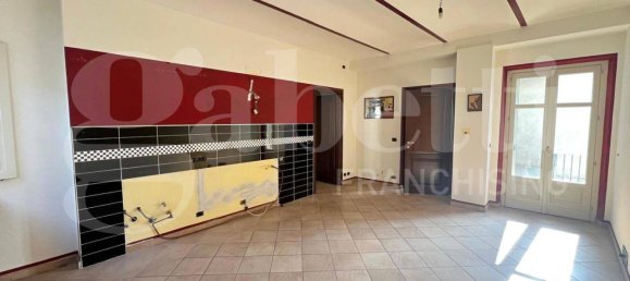 2 bedrooms House in Canale, Italy No. 151877 10