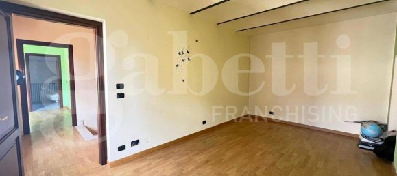 2 bedrooms House in Canale, Italy No. 151877 17