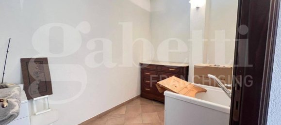 2 bedrooms House in Canale, Italy No. 151877 15